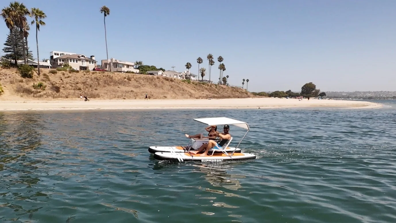 Supmaran cruising on water